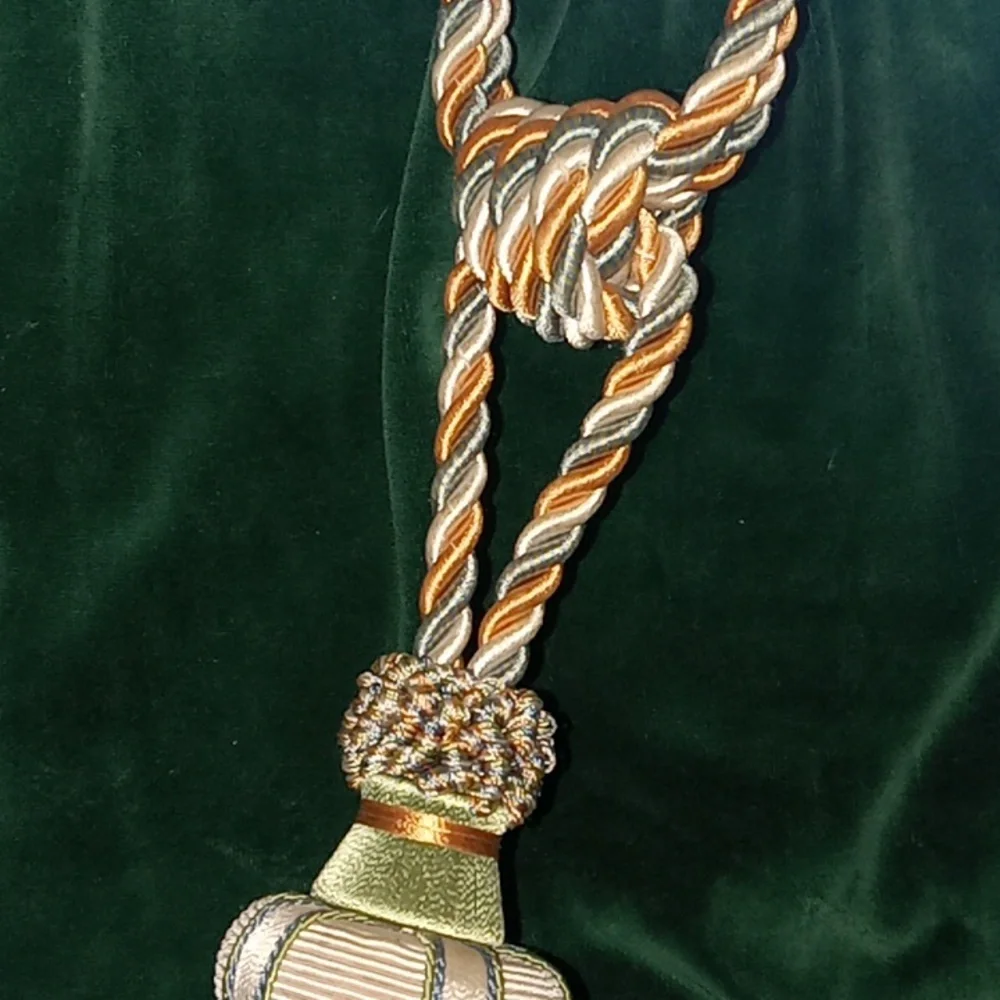 Very Beautiful Large Tassel Curtain Tie Back